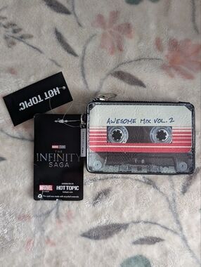 Hot Topic Marvel Groot 'Awesome Mix Vol. 2' Cassette Cardholder Wallet
